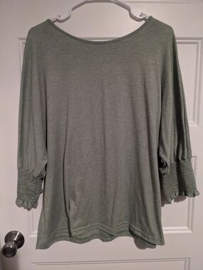 SHEIN Sage Green Smocked Cuff Batwing Sleeve Tunic Top XL